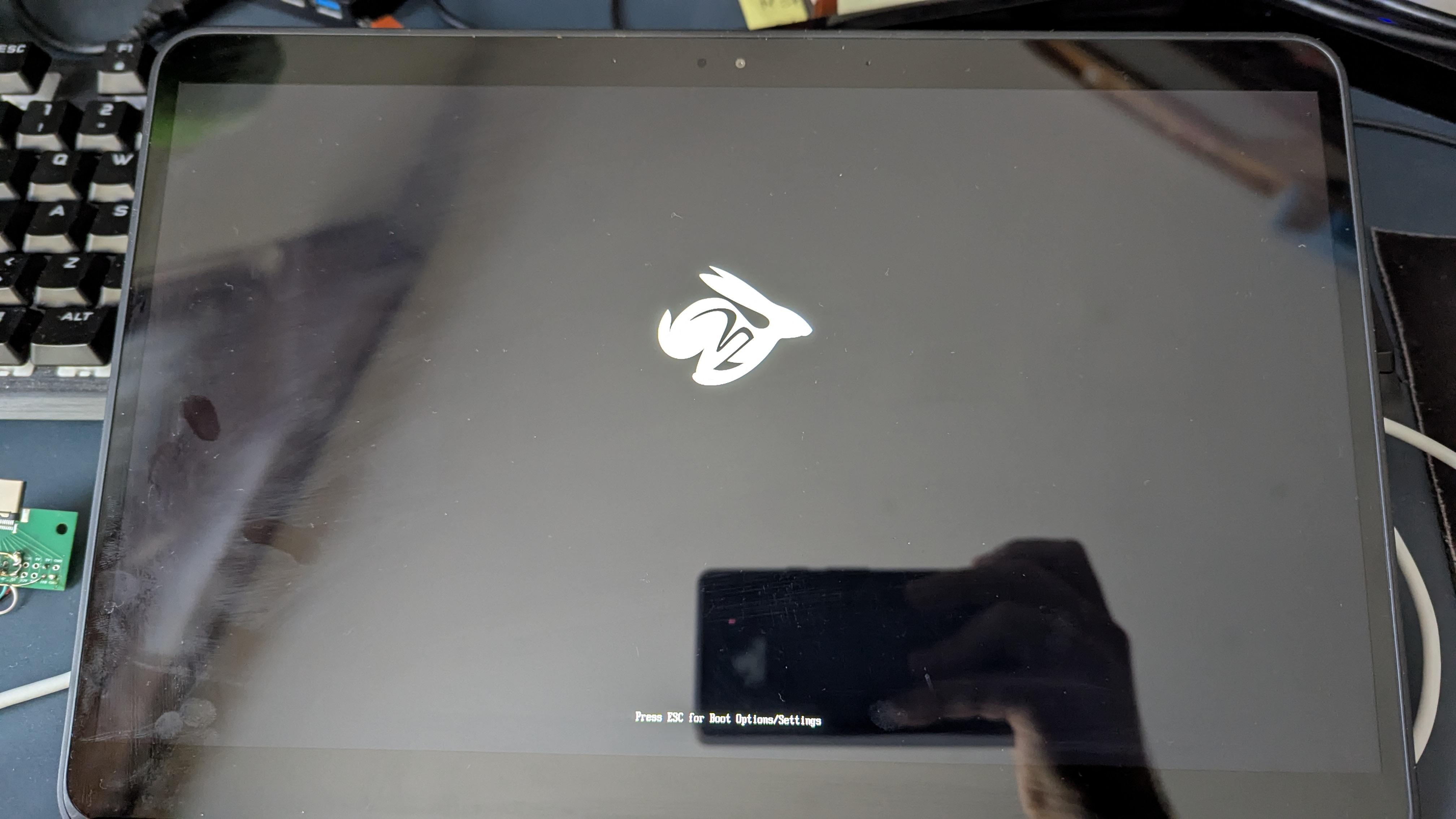 Coreboot logo on the Pixelbook Go